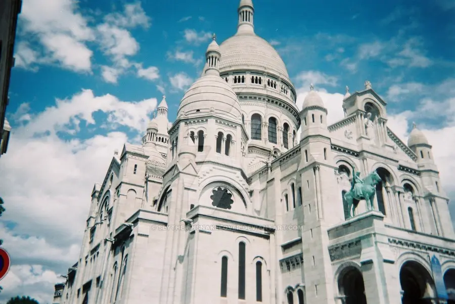 déménager à paris : monument sacre coeur
