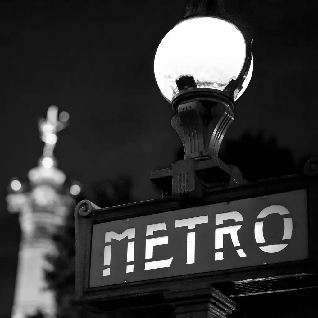 déménager à paris :  transport métro