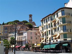 Devis de déménagement pour vous installer à Cannes (Alpes Maritimes)